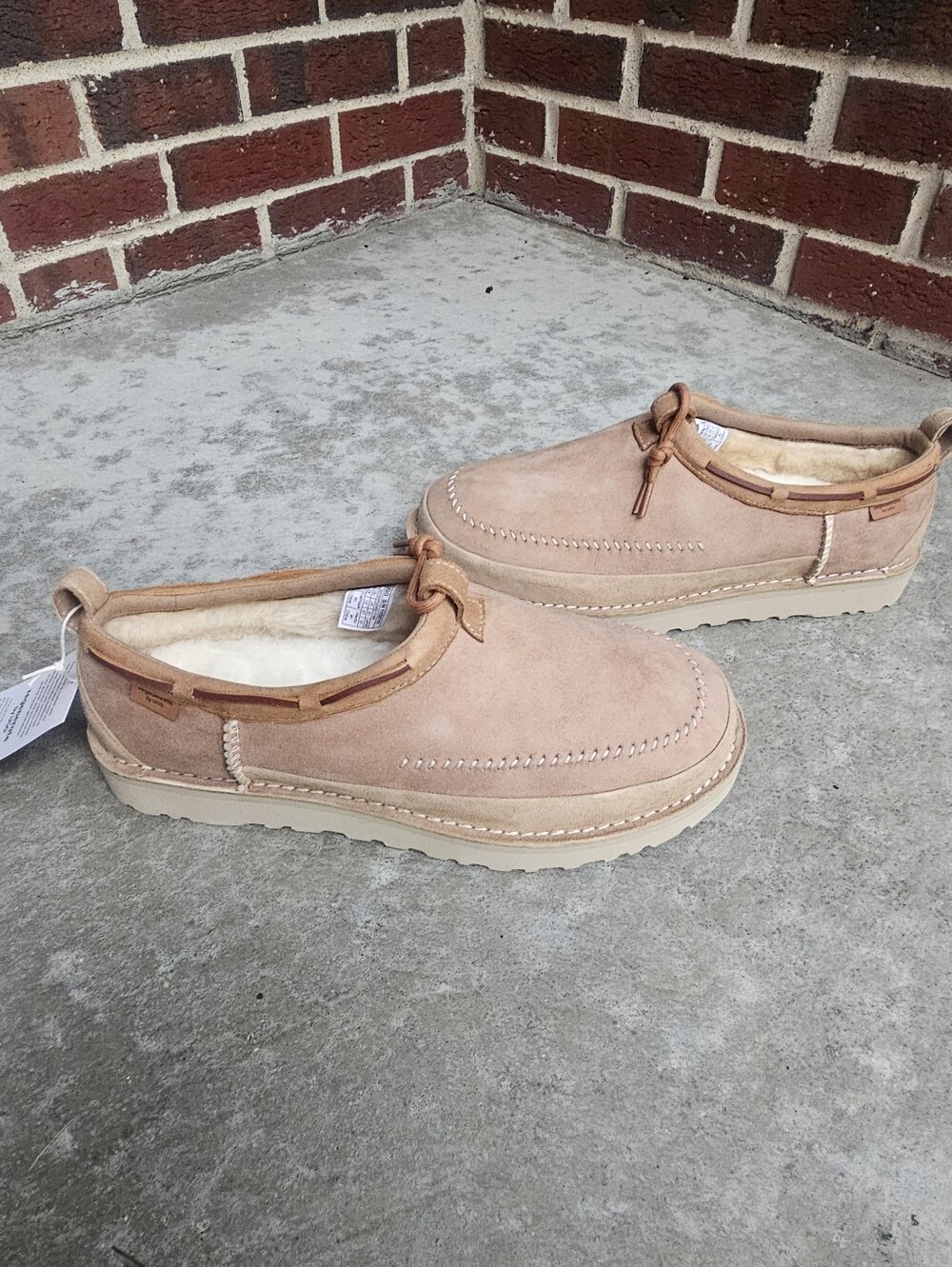 NWT Men's UGG Slip-On Shoes